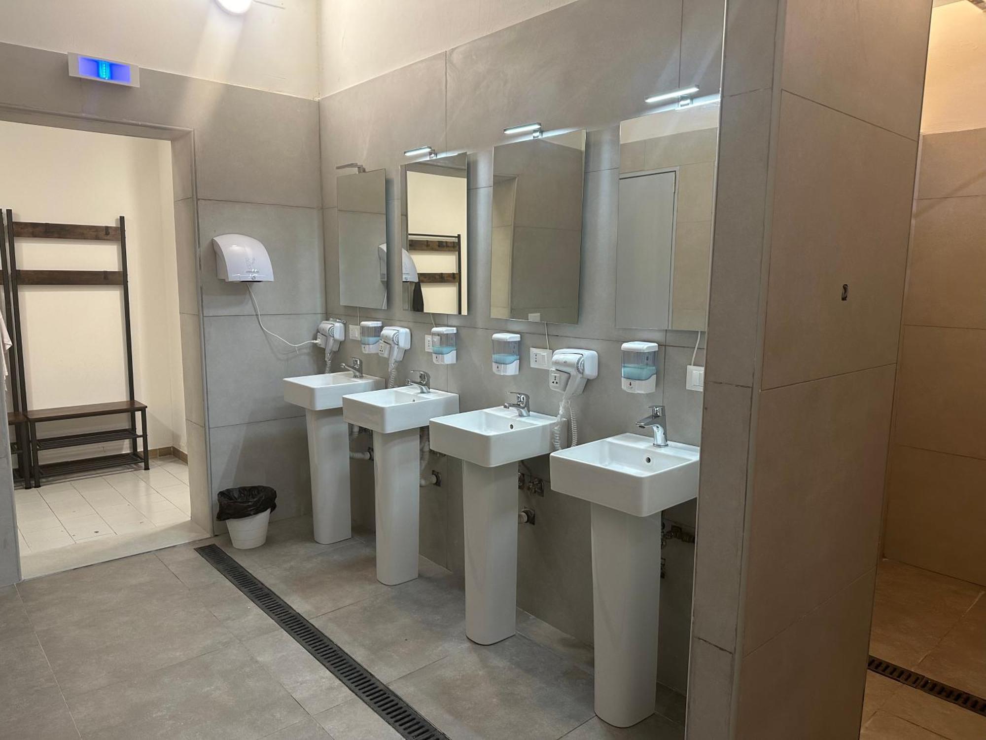 Cconforthotels Host Bari Centrale Екстер'єр фото