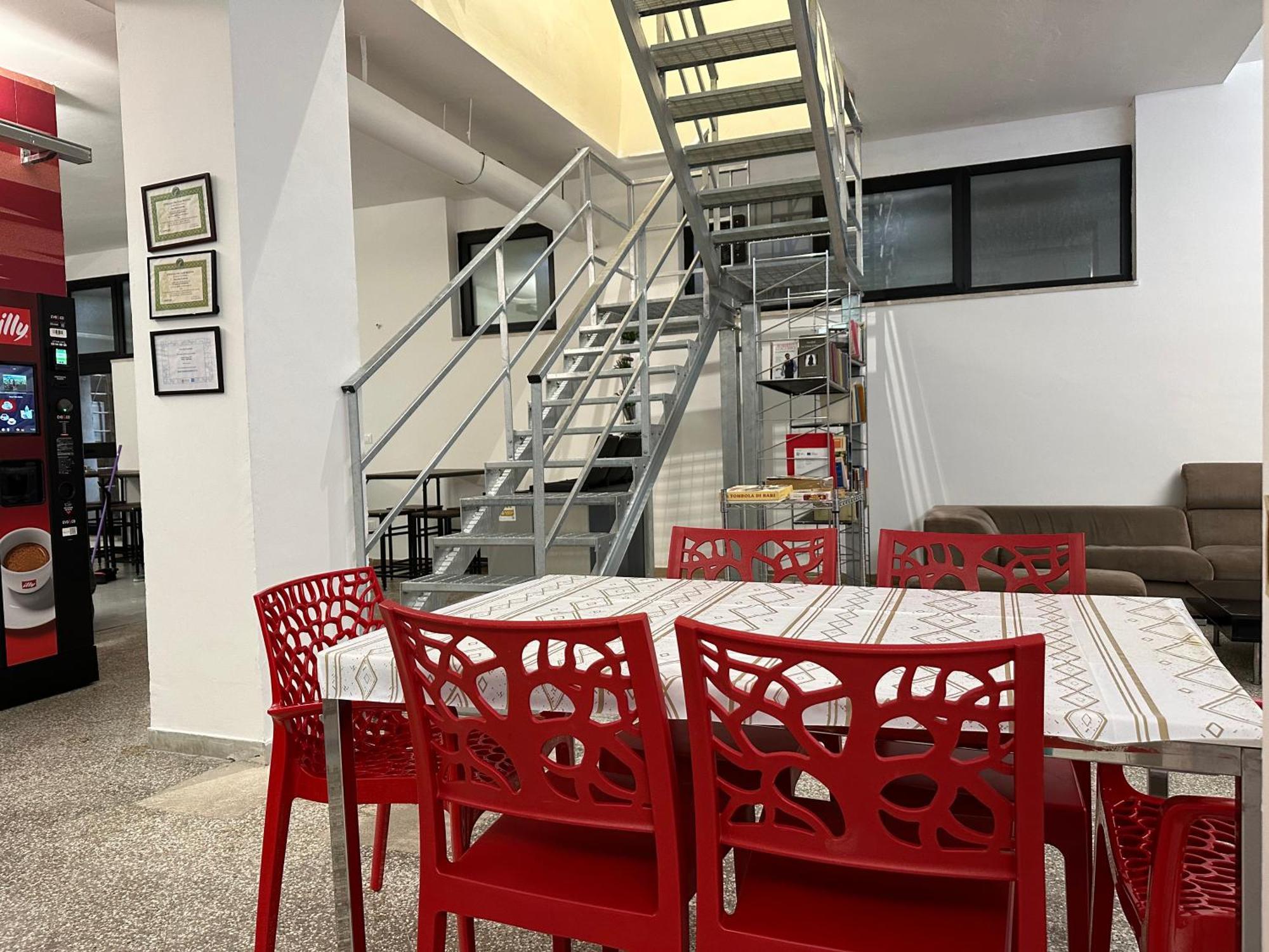 Cconforthotels Host Bari Centrale Екстер'єр фото